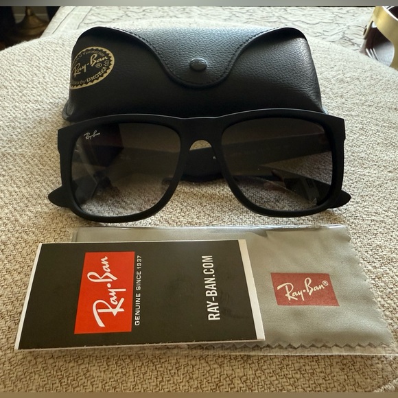 Ray-Ban Other - Brand New Ray-Ban JUSTIN CLASSIC sunglasses